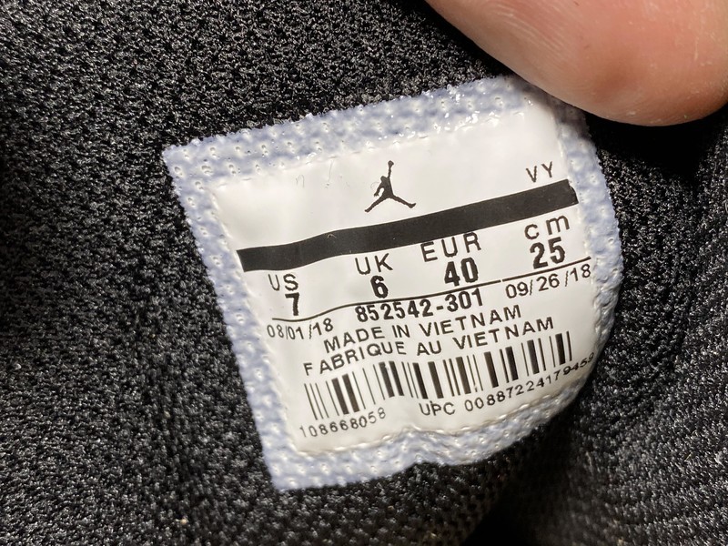 Air Jordan 1 Mid 