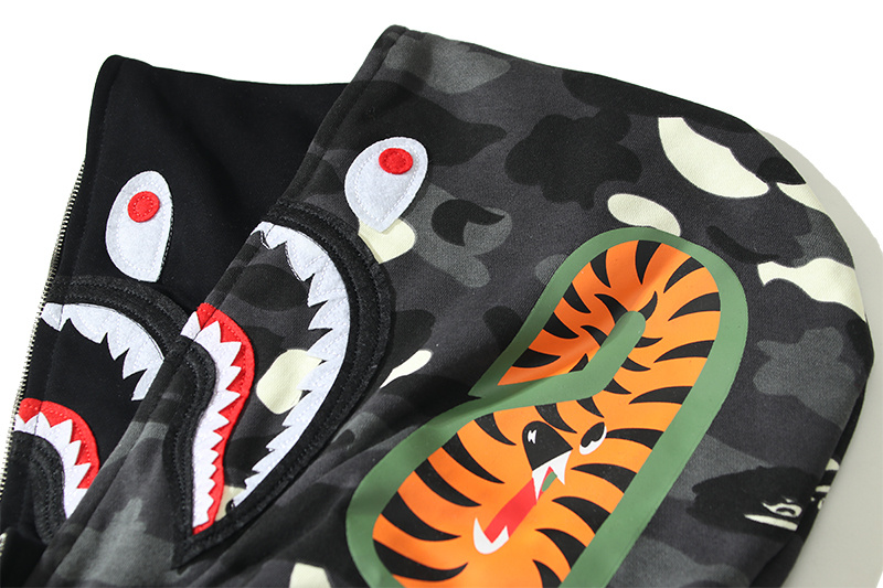Bape Hoodie 2301024