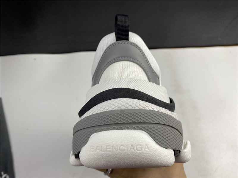 Balenciaga TRIPLE S TRAINER