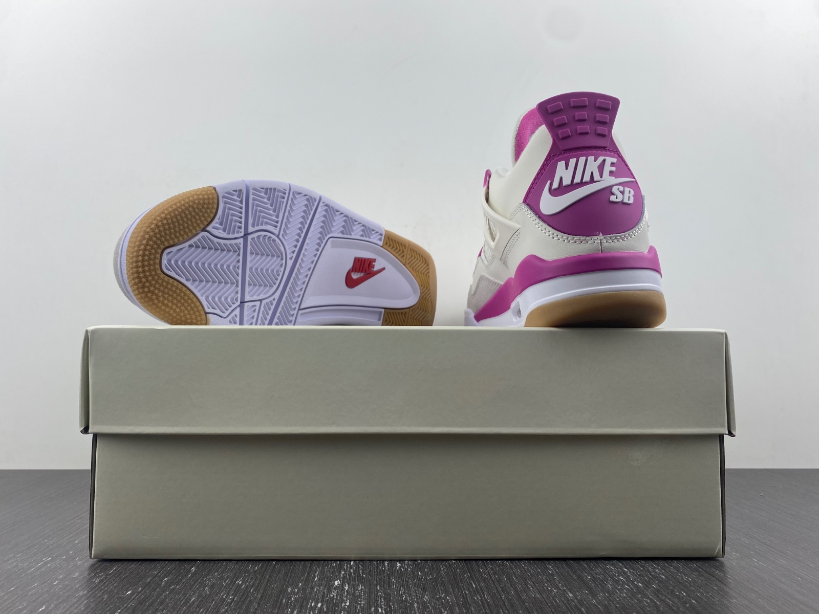 Unknown Air Jordan 4 Retro Pink color
