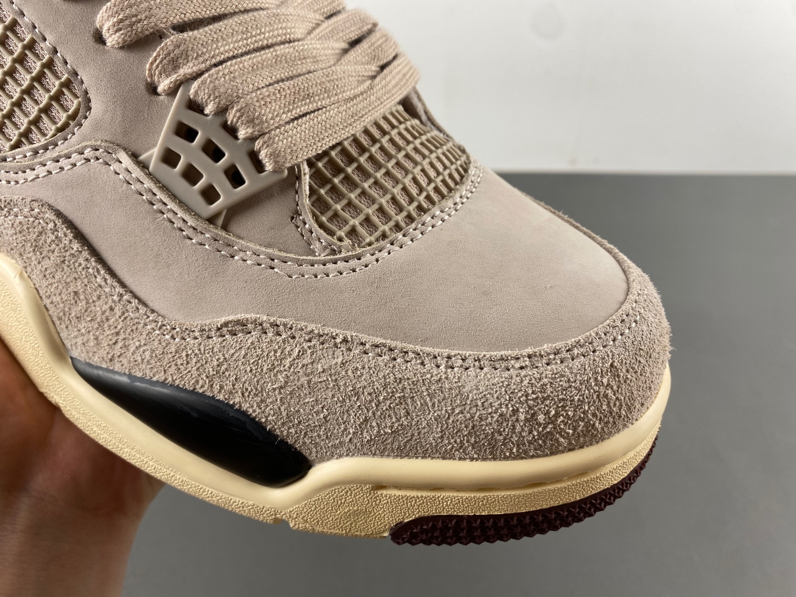 A Ma Maniére x Air Jordan 4 “Fossil Stone”  FZ4810-200