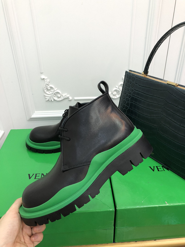 b0tte*a Ven*ta tire leather ankle boots
