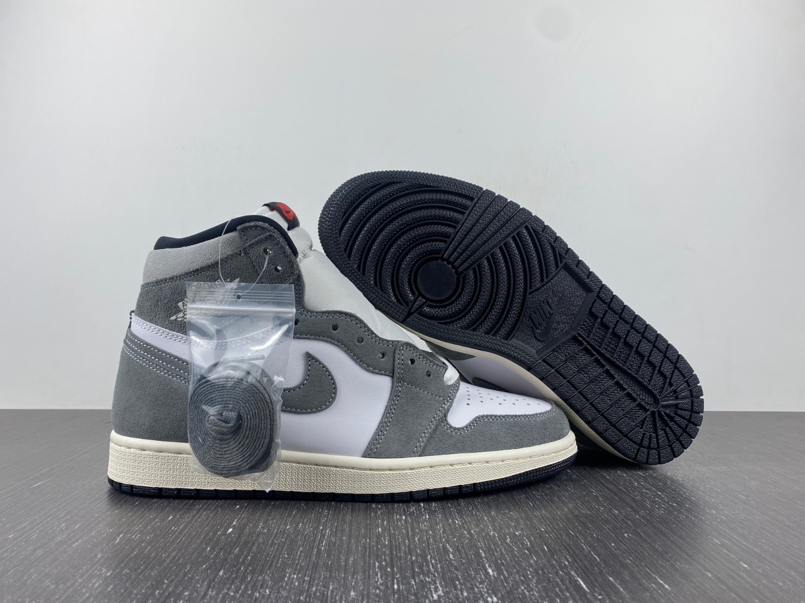 Air Jordan 1 Retro High OG 