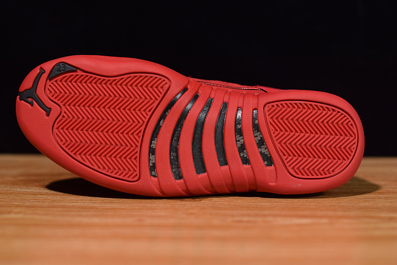 Air Jordan 12 Bulls Gym Red Black 130690-601