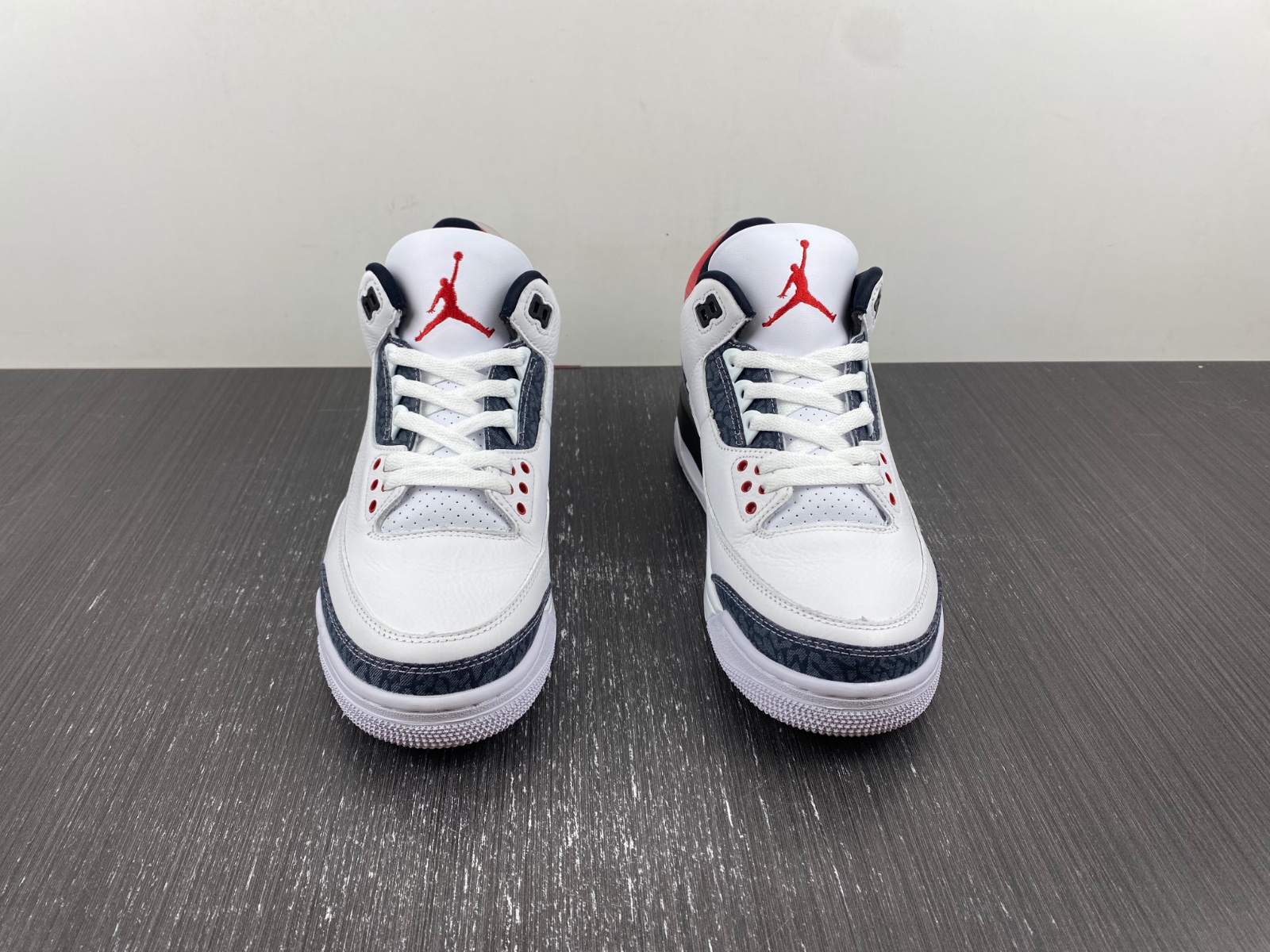 Air Jordan 3 Retro "White Fire Red" CZ6431-100