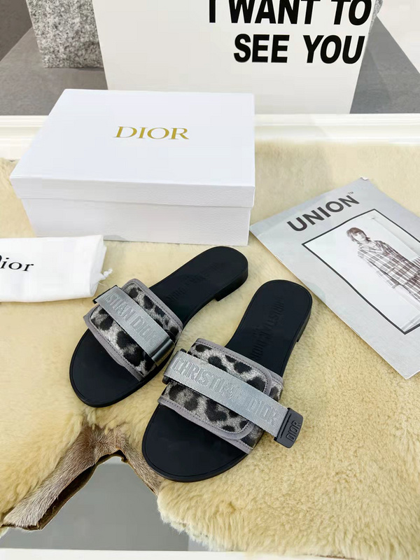 DIOR EVOLUTION SANDAL