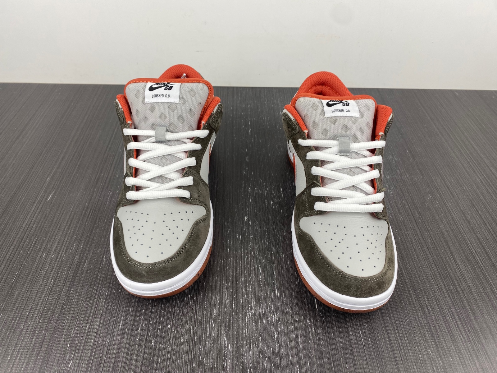 Crushed D.C. x Nike SB Dunk Low DH7782-001