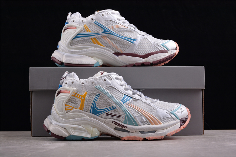 Balenciaga Runner Sneaker