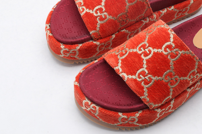 GUCCI WOMEN