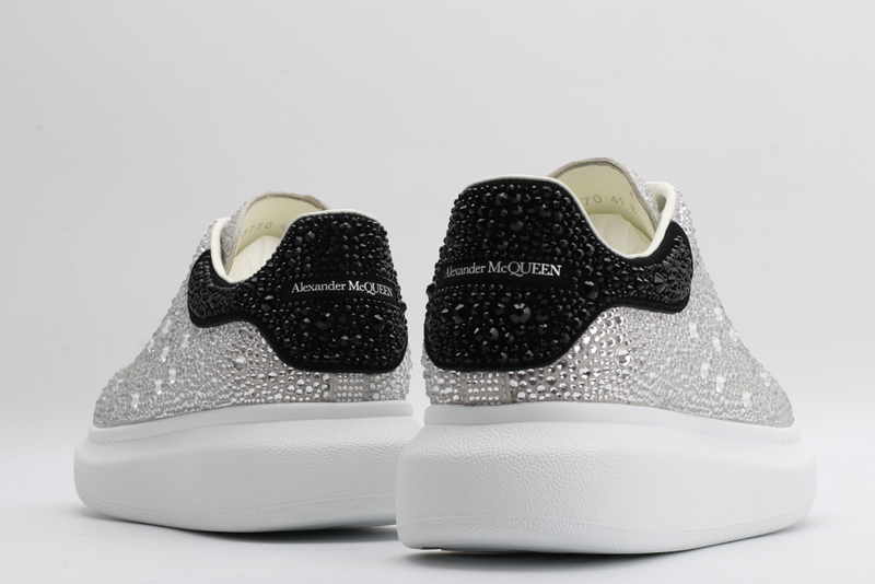 MCQUEEN OVERSIZED SNEAKER