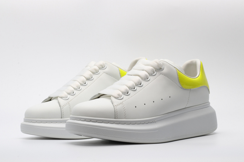 MCQUEEN OVERSIZED SNEAKER