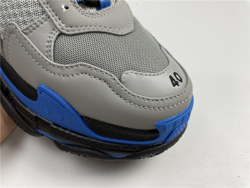 Balenciaga TRIPLE S TRAINER