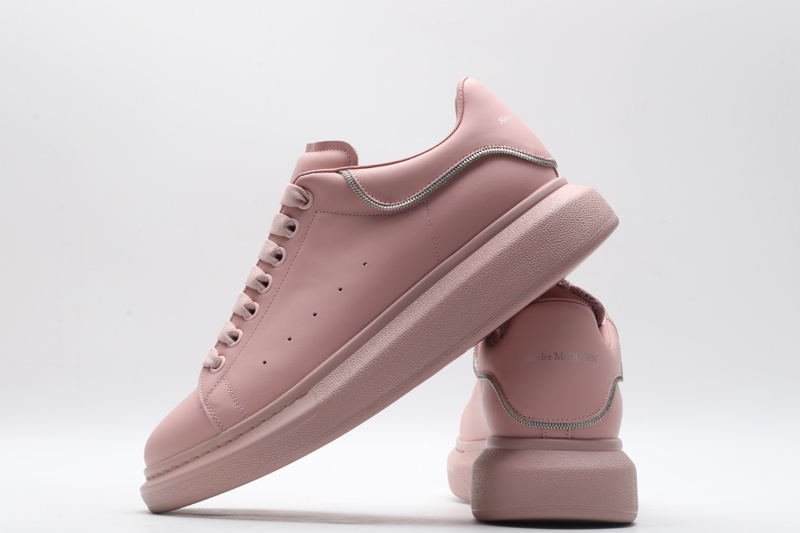 MCQUEEN OVERSIZED SNEAKER