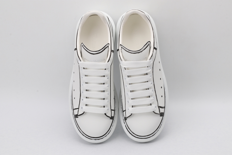MCQUEEN OVERSIZED SNEAKER