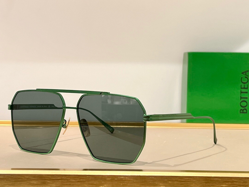 b0tte*a Ven*ta sunglasses 202304001