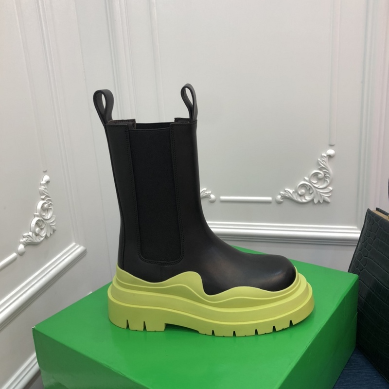 b0tte*a Ven*ta tire leather ankle boots