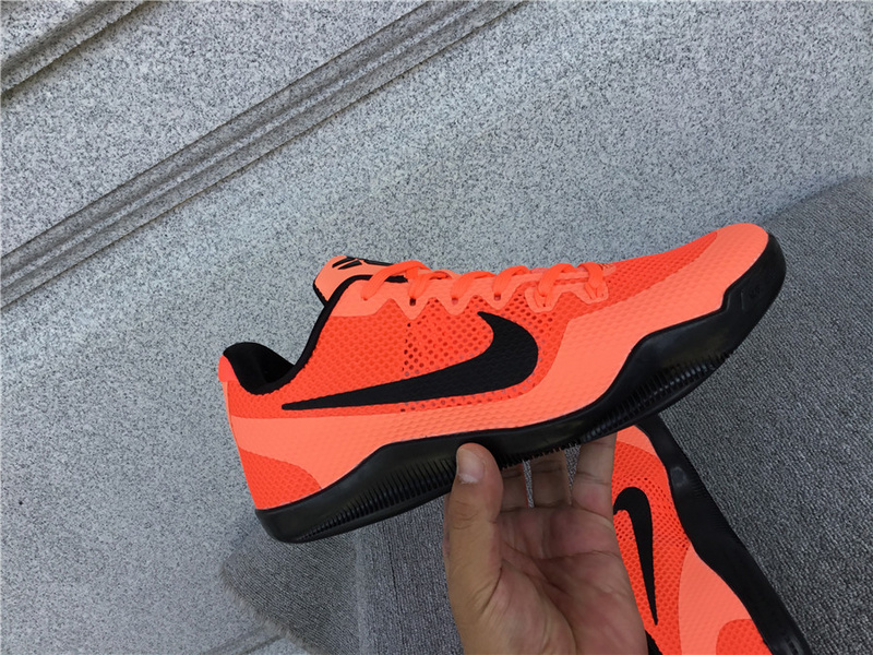 Nike Kobe 11 EM 