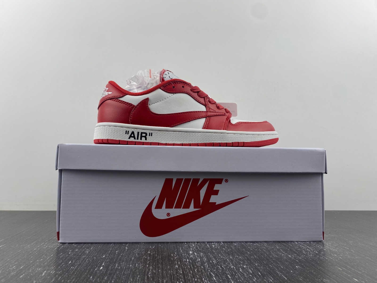 OFF-WHITE x Travis Scott x Air Jordan 1 custom