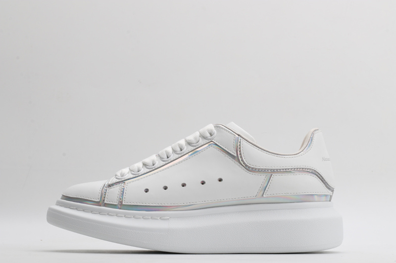 MCQUEEN OVERSIZED SNEAKER