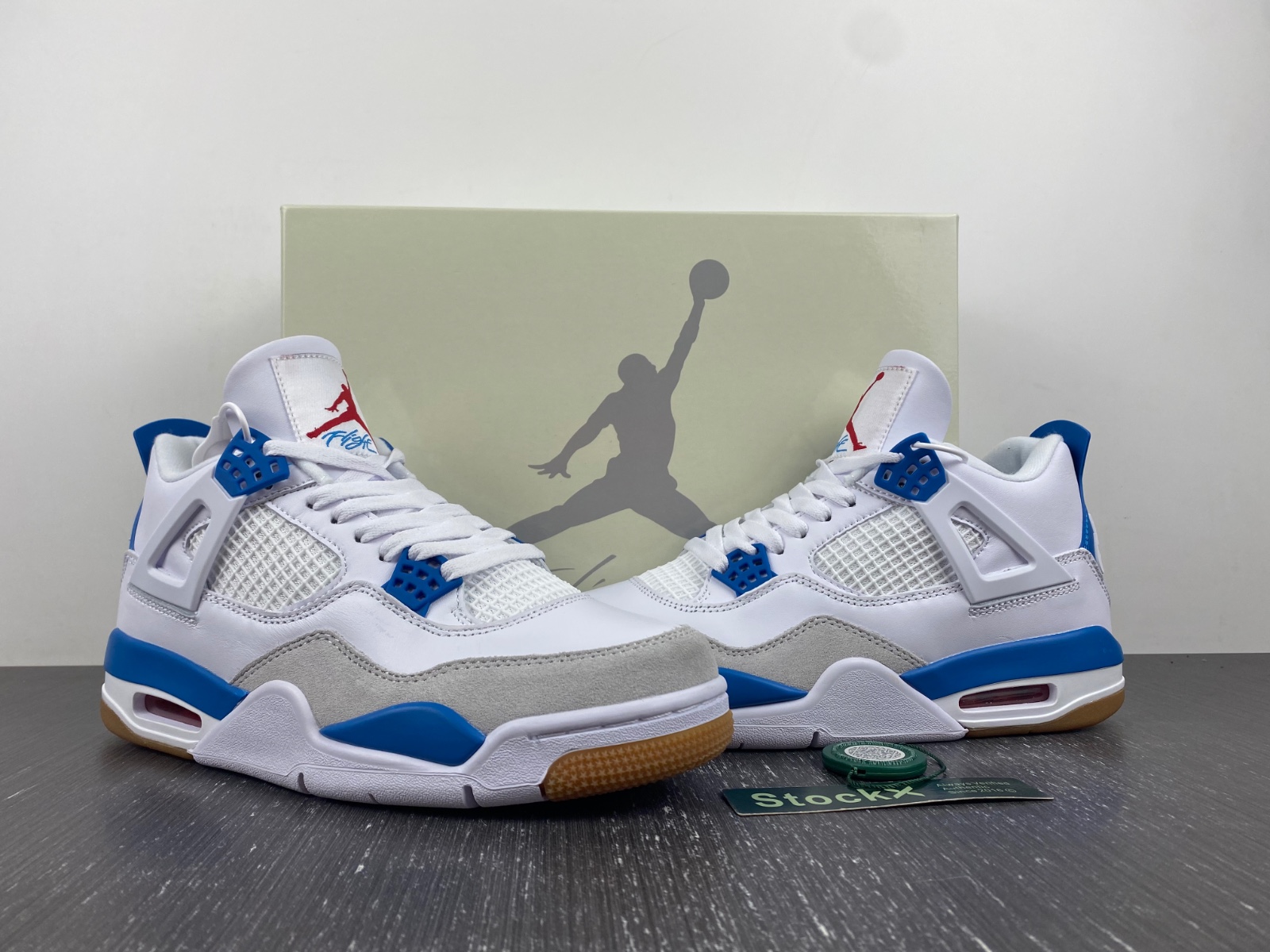 Nike SB x Air Jordan 4 customize