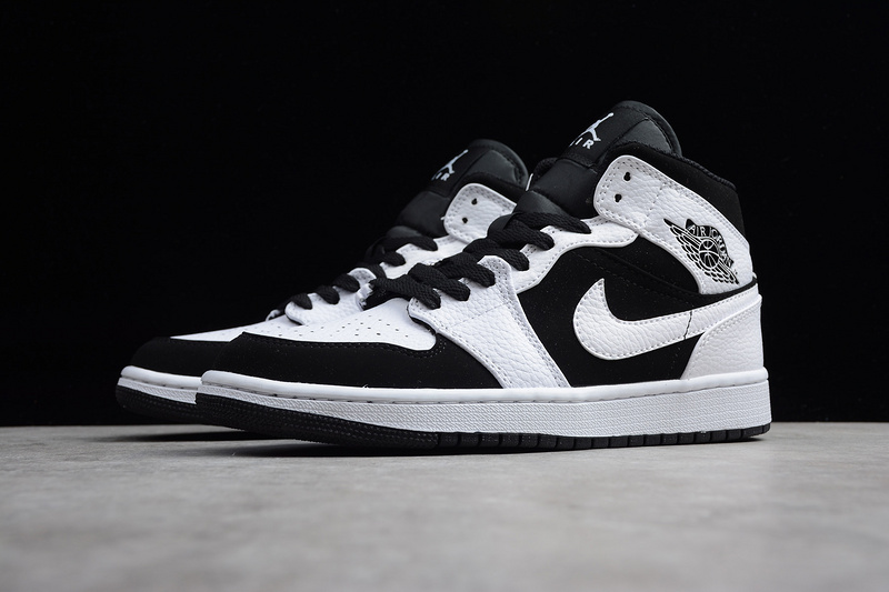 Air Jordan 1 Retro Mid 