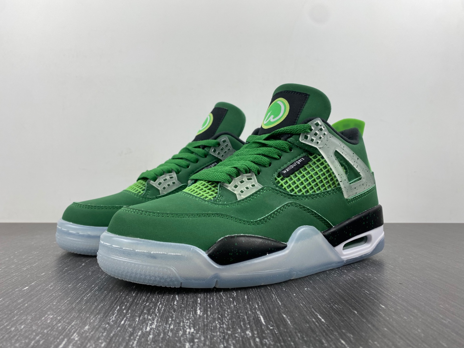 Nike Air Jordan 4 PE customize