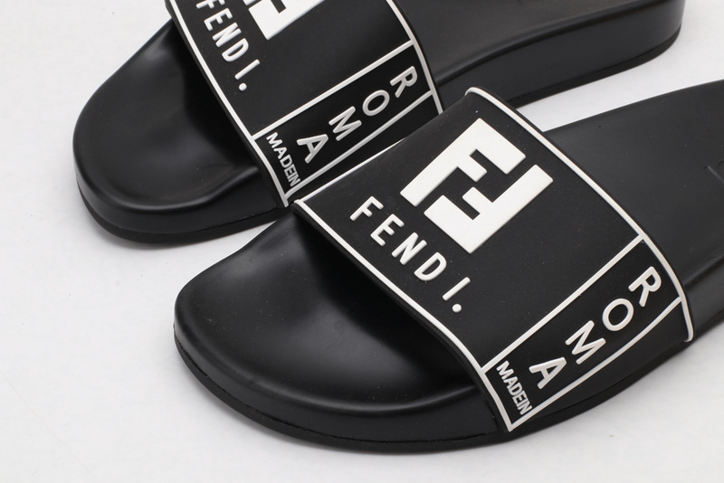 FEN* Slippers