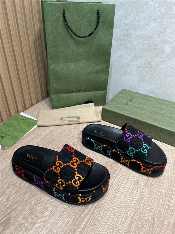 GUCCI WOMEN