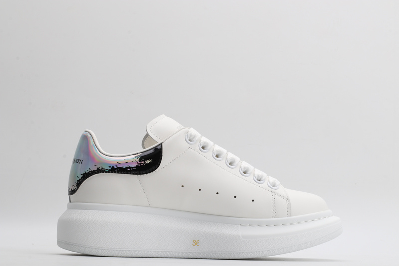 MCQUEEN OVERSIZED SNEAKER