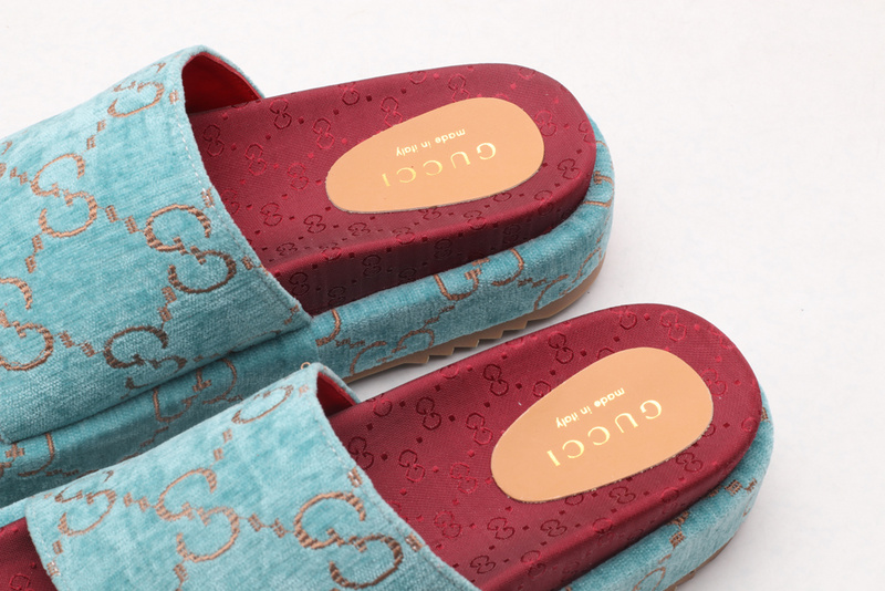 GUCCI WOMEN