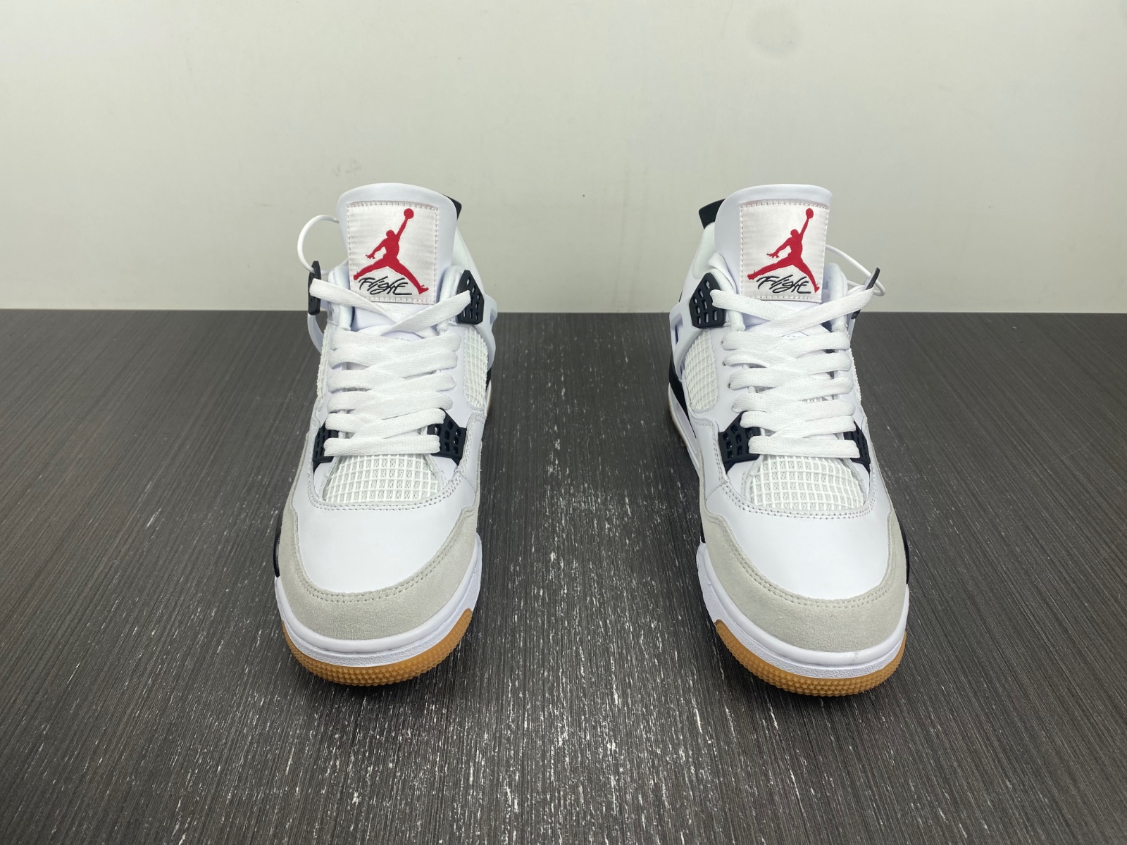 Nike SB x Air Jordan 4 customize
