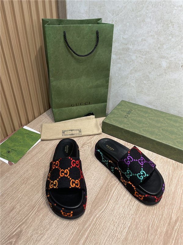 GUCCI WOMEN