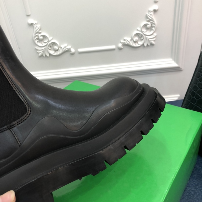 b0tte*a Ven*ta tire leather ankle boots