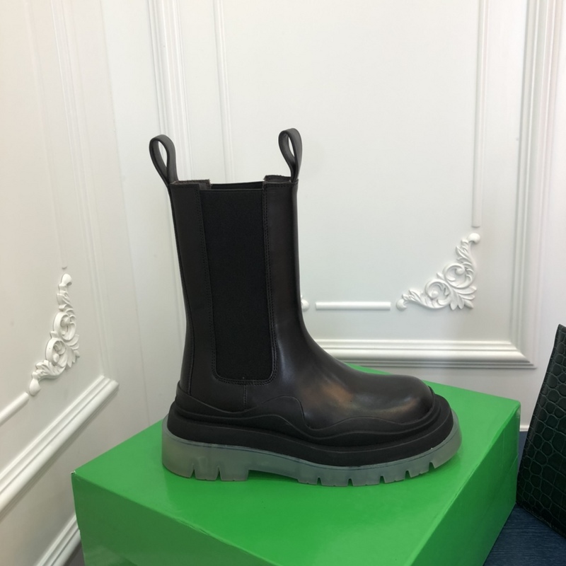 b0tte*a Ven*ta tire leather ankle boots