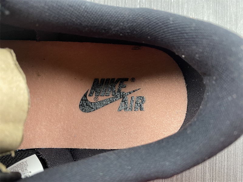 Air Jordan 1 Low
