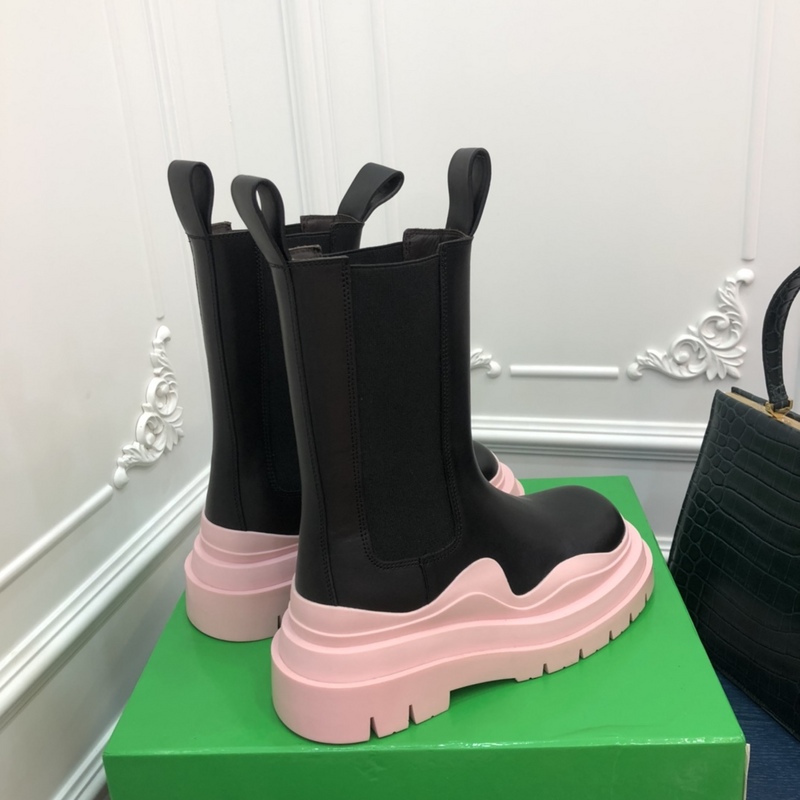 b0tte*a Ven*ta tire leather ankle boots