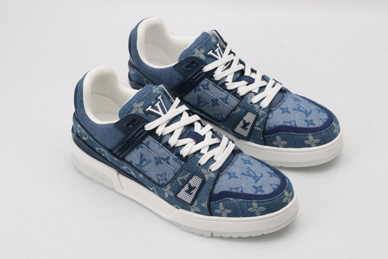 LV Trainer Sneaker