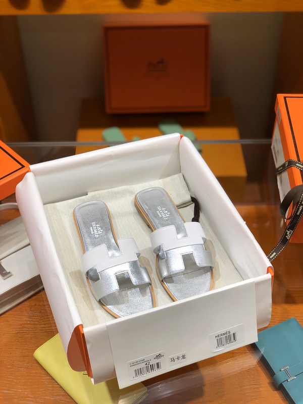ORAN SANDAL
