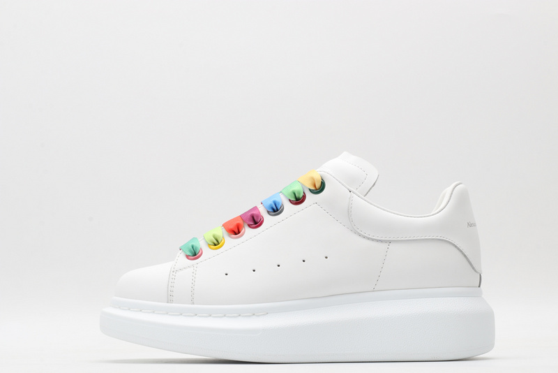 MCQUEEN OVERSIZED SNEAKER