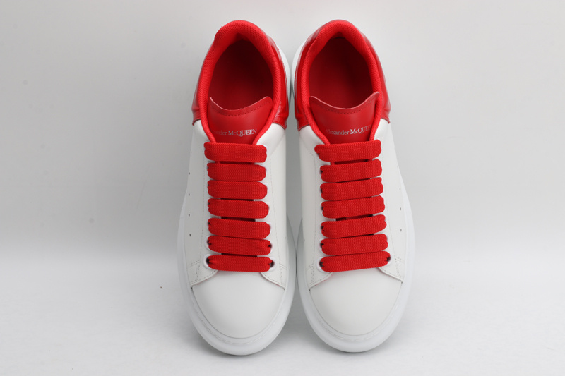 MCQUEEN OVERSIZED SNEAKER