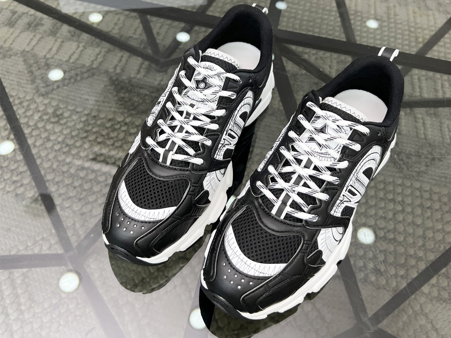 Dior Chrono Sneaker