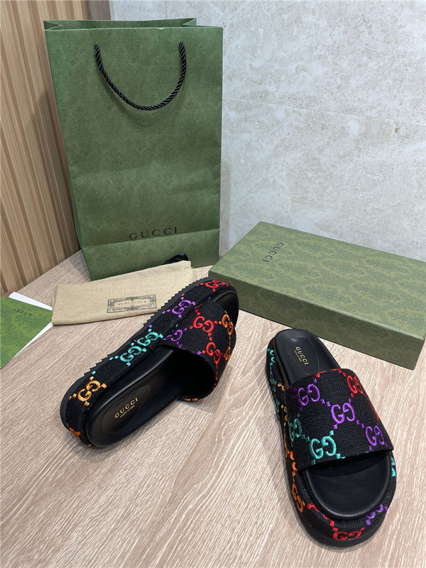 GUCCI WOMEN
