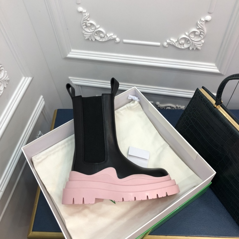 b0tte*a Ven*ta tire leather ankle boots