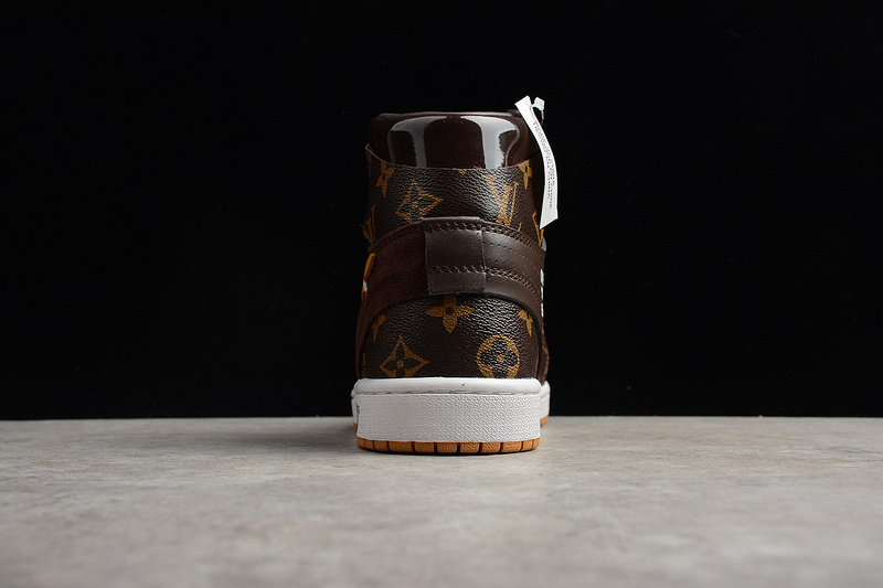 NIKE AIR JORDAN 1S（WITH CASE) AQ0818-158