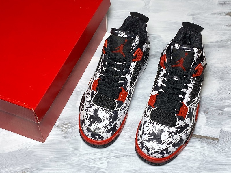 Air Jordan 4 Retro