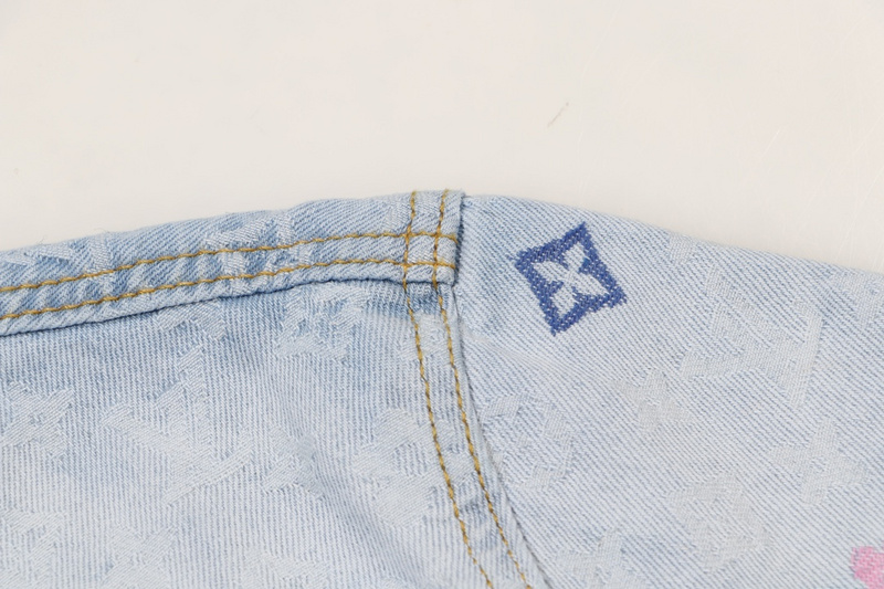 L&V Jacket  V-001