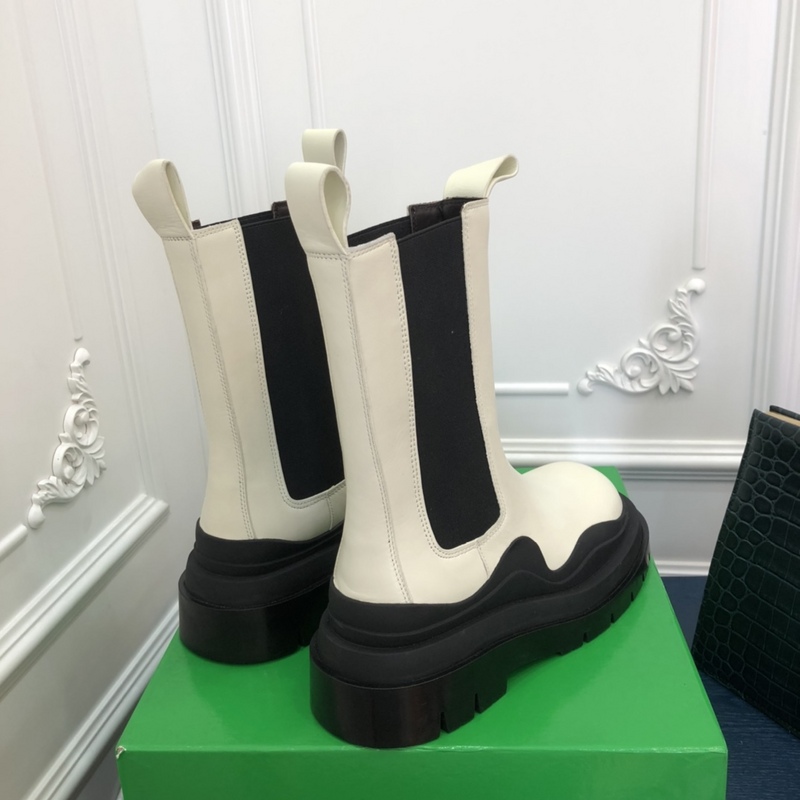 b0tte*a Ven*ta tire leather ankle boots