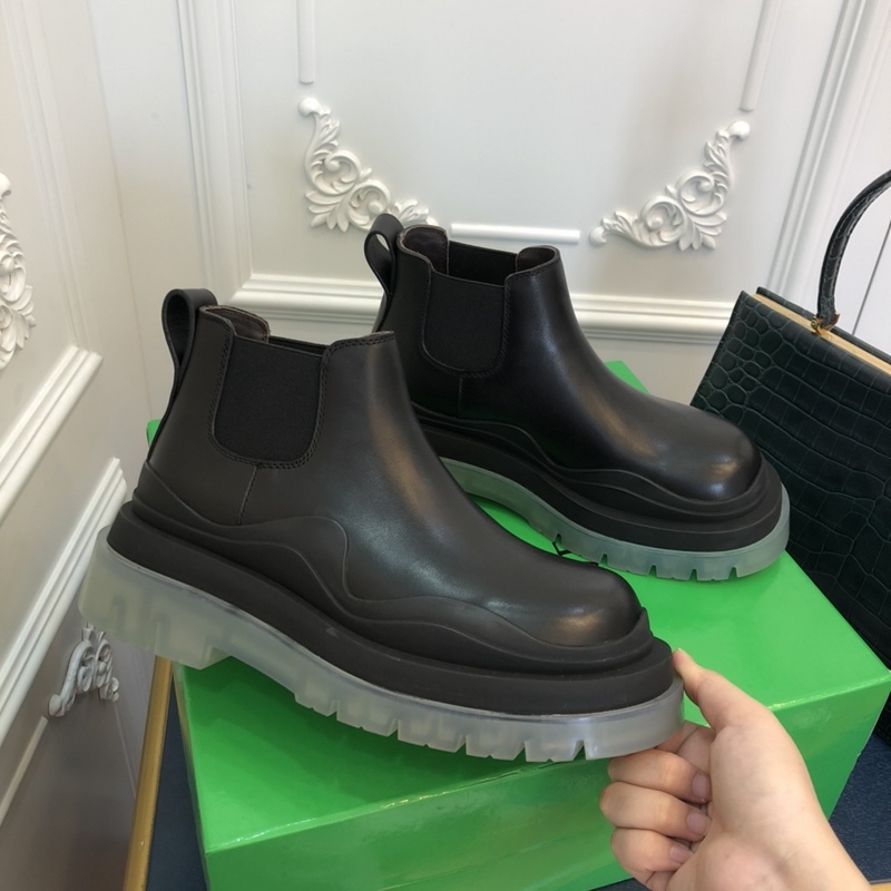 b0tte*a Ven*ta tire leather ankle boots