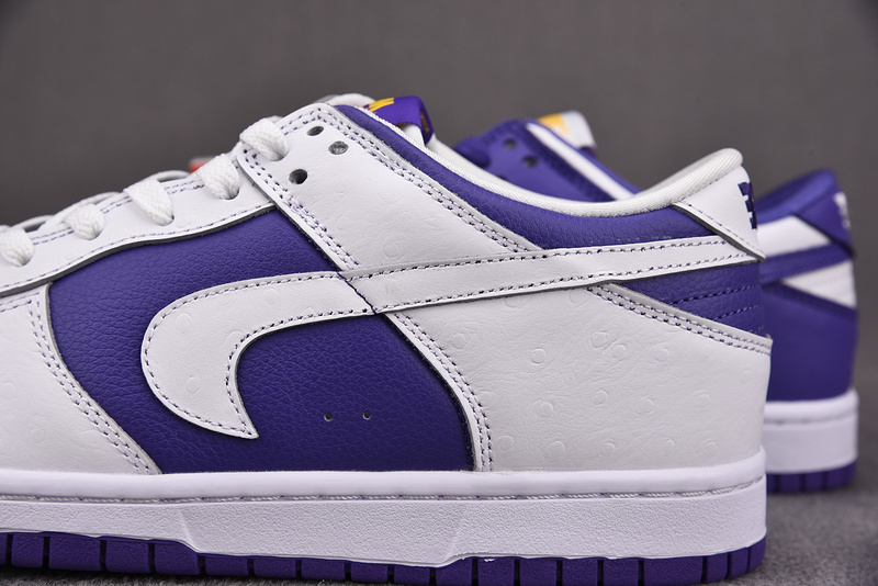 Nike Dunk Low "Flip The Old School" DJ4636-100