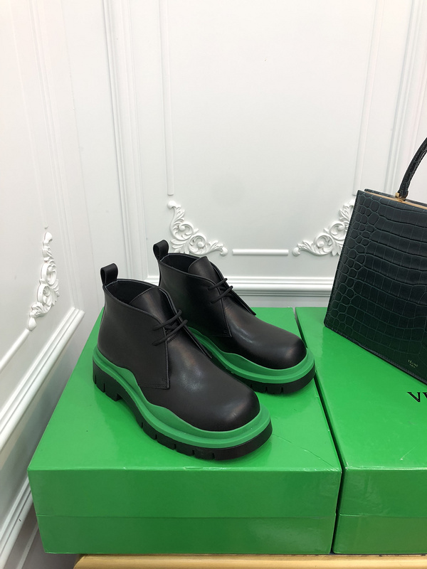 b0tte*a Ven*ta tire leather ankle boots
